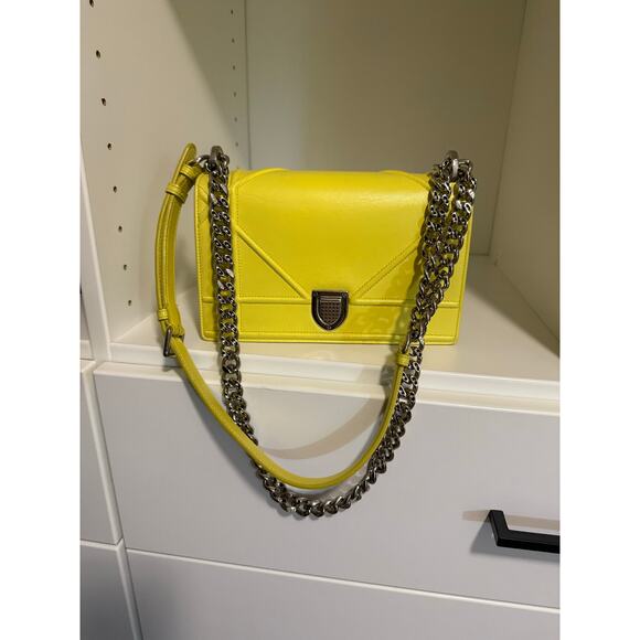 $3350 Dior Diorama Yellow Small Flap Crossbody Bag - Picture 3 of 16